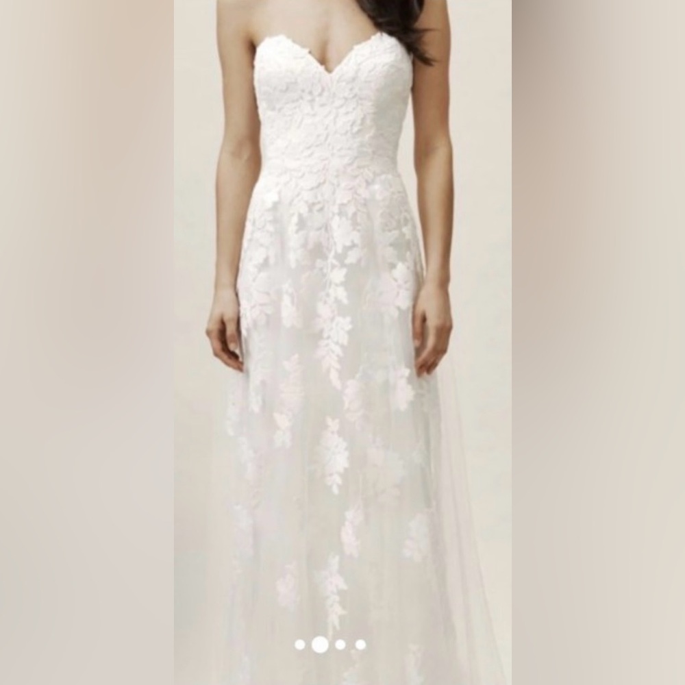 BHLDN Whispers & Echos Floral Appliqué Strapless Sweetheart Lace Wedding Dress